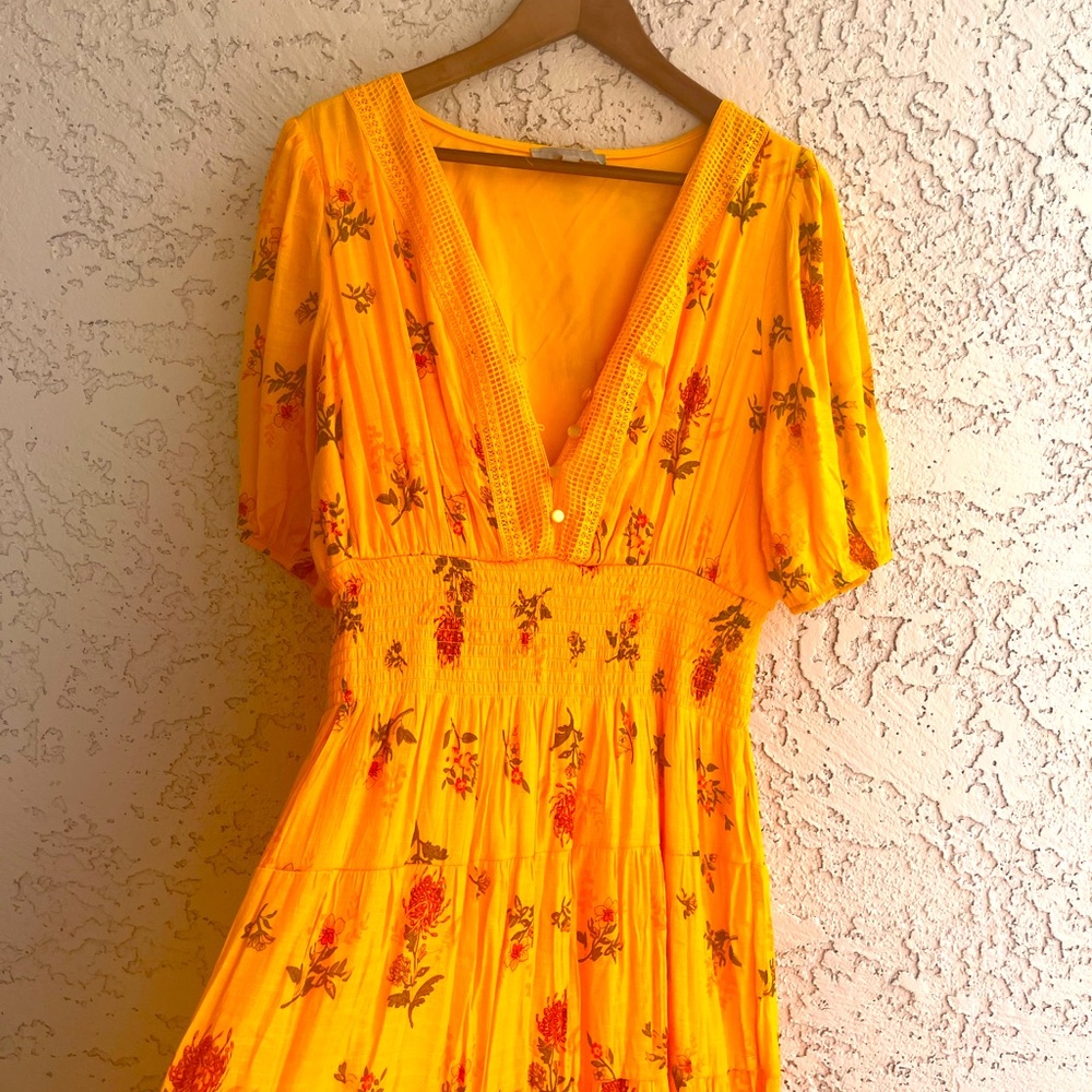 Women’s XL Yellow Floral Maxi Dress
